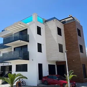 https://grand-palazzo-apartments.hotelinzadar.com